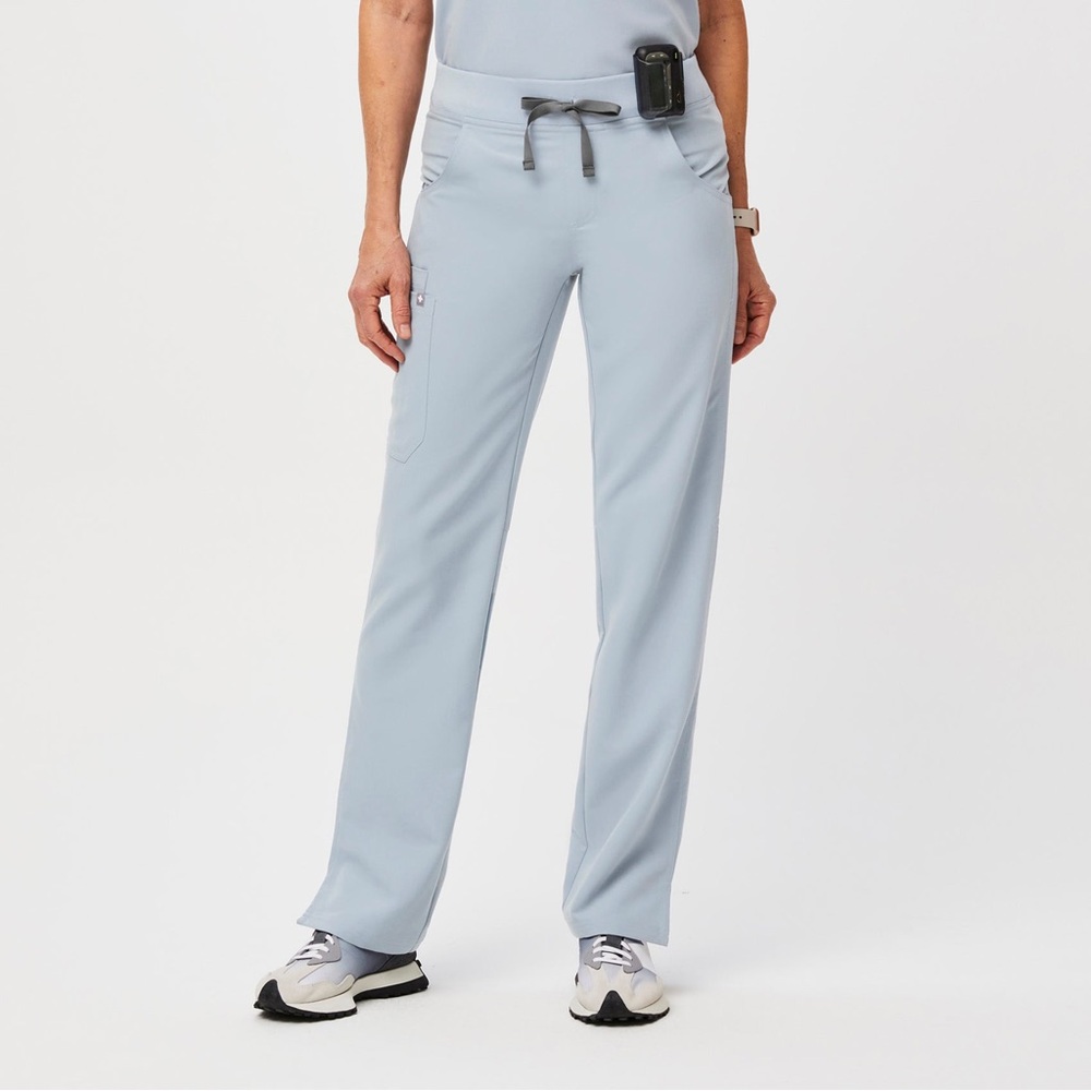 Figs Kade cargo scrub pants in Dusty Blue size S